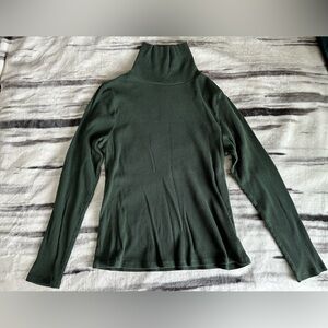 Women's Old Navy Green Turtleneck Sweater